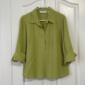 EUC Claiborne button up blouse with three-quarter inch sleeves size large